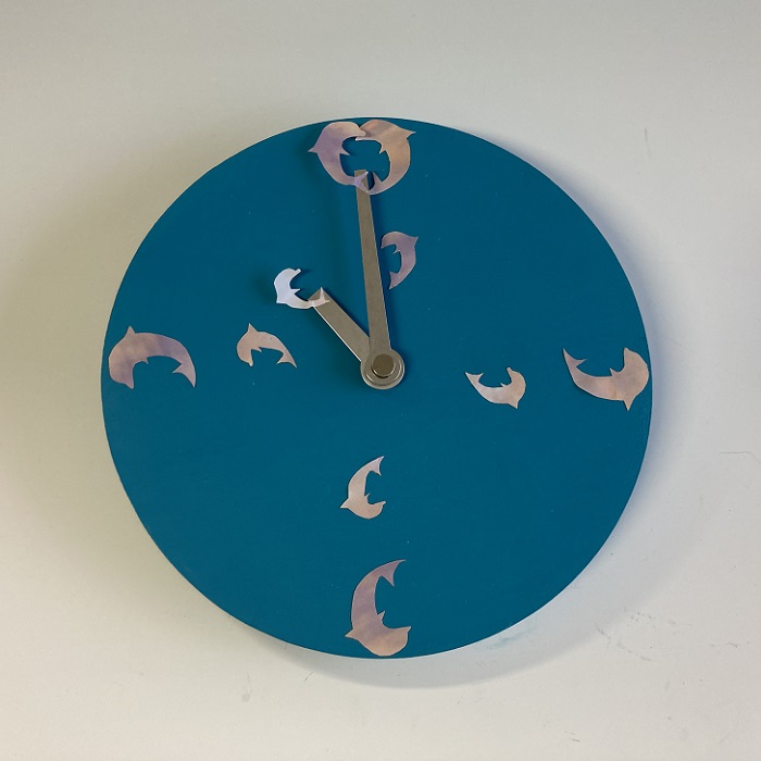 イルカのハート時計
